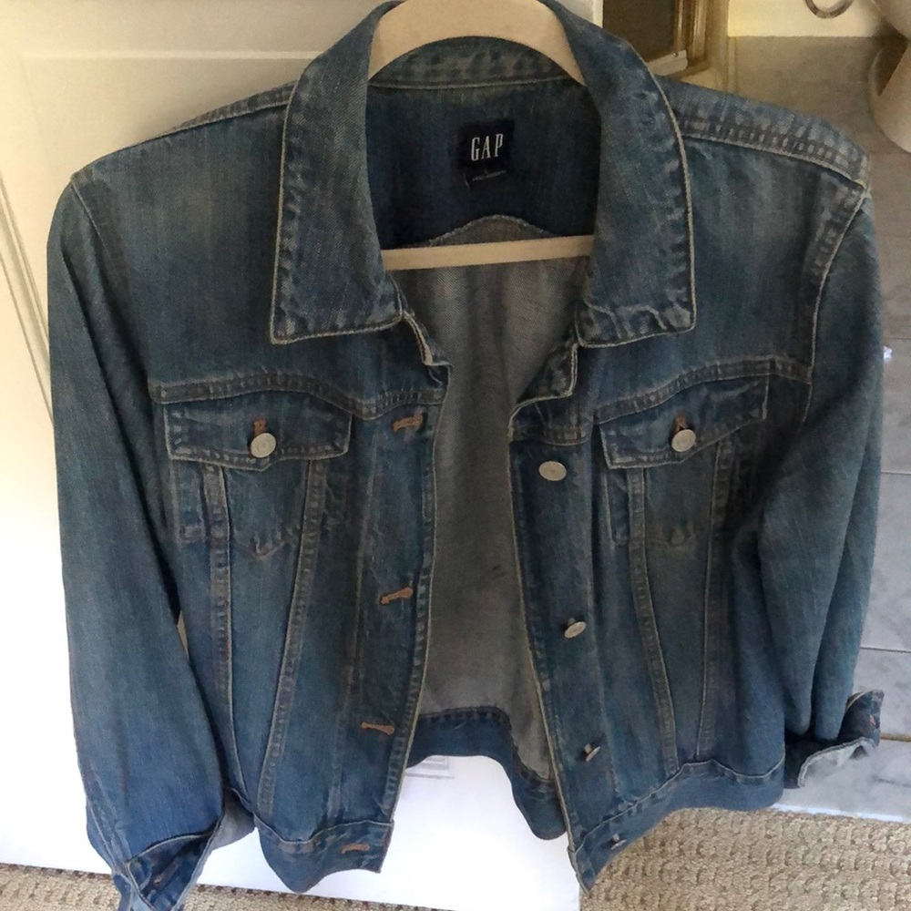 GAP OVERSIZED JEAN JACKET